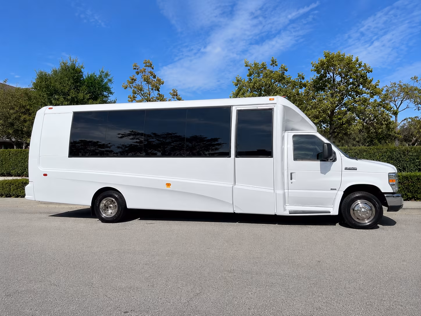 airport transfer buses to mcallen miller international airport