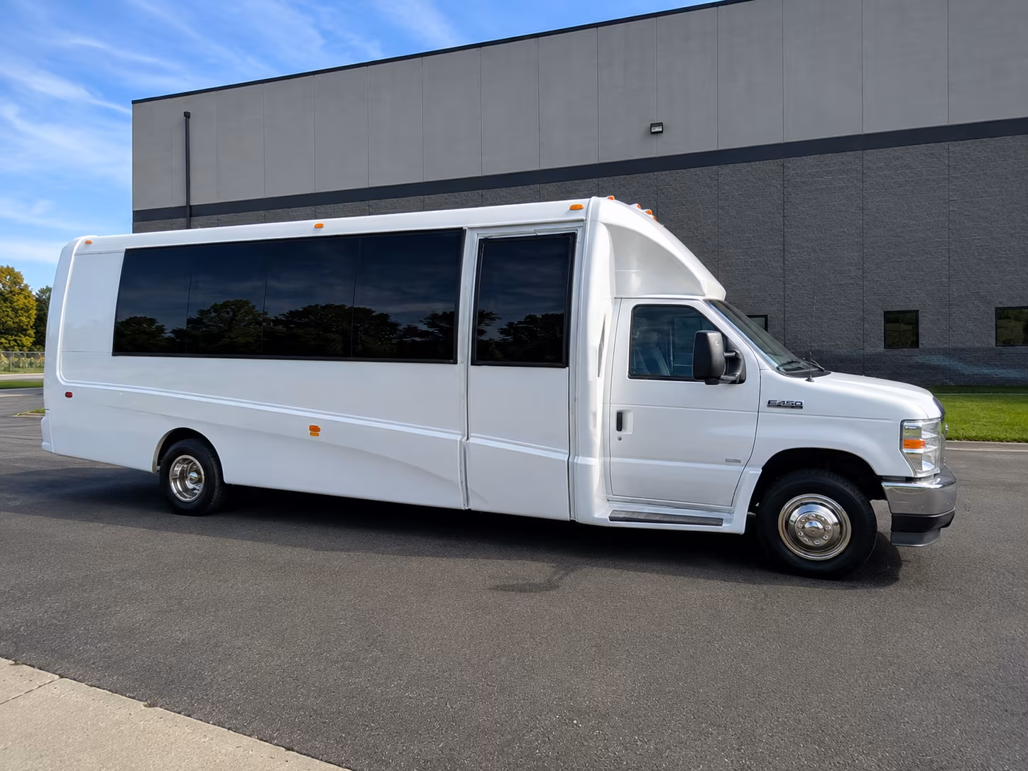 cross border business travel buses between mission and nuevo progreso