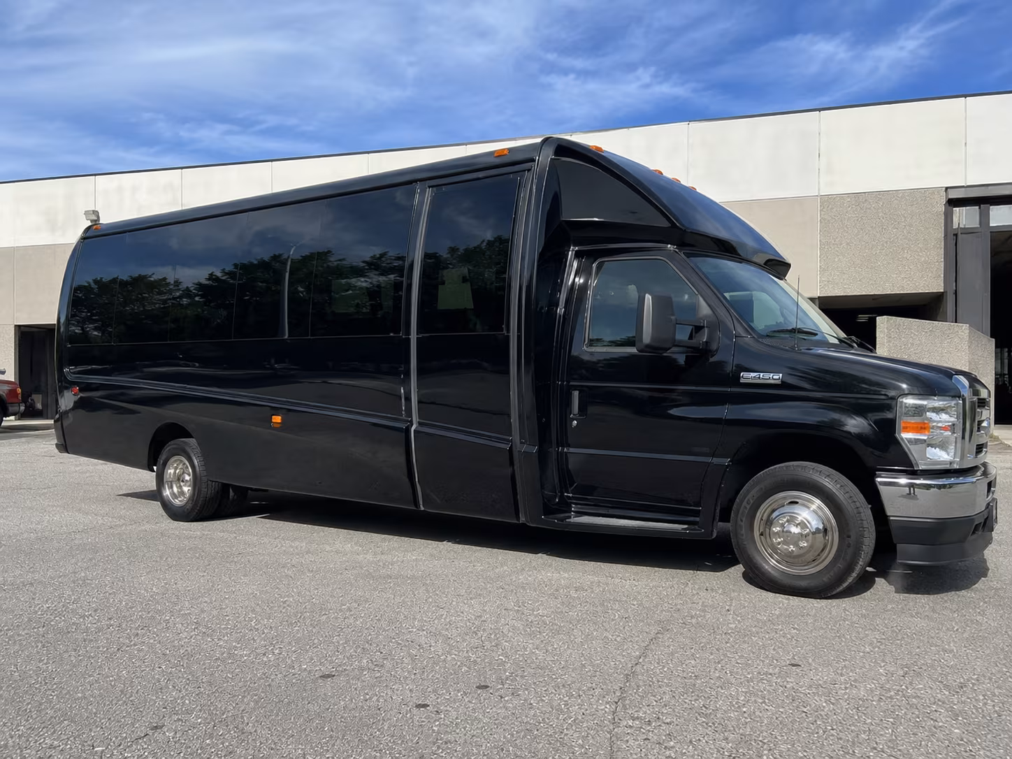 minibuses for rio grande valley music festival weekends