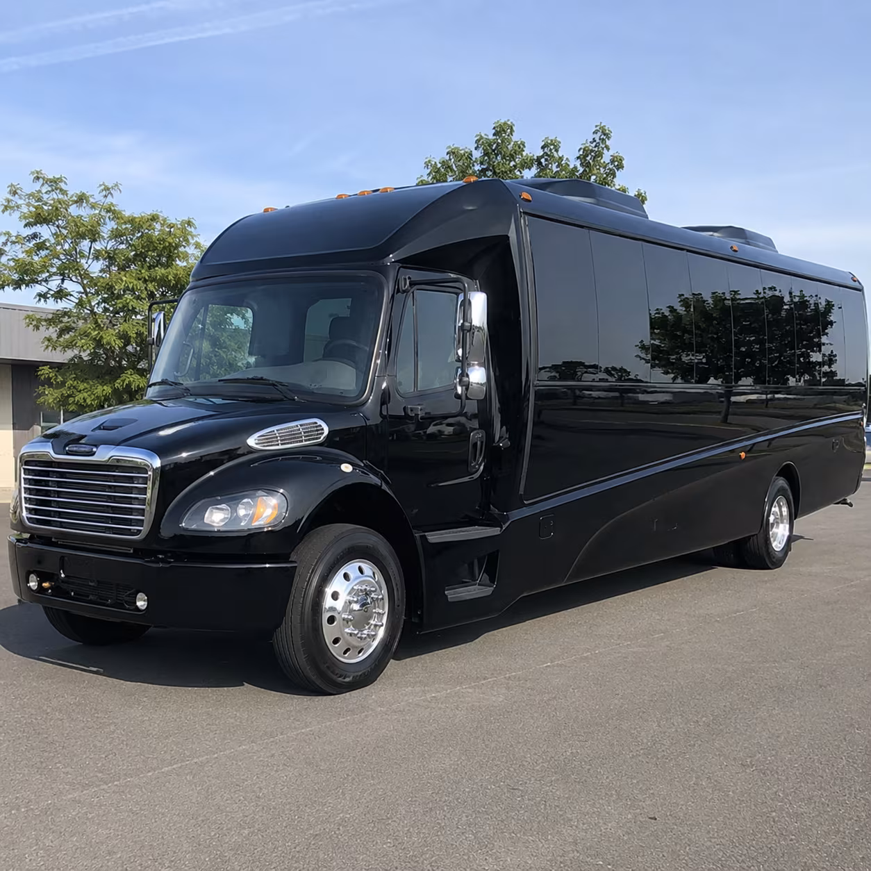 mission 28 passenger minibus