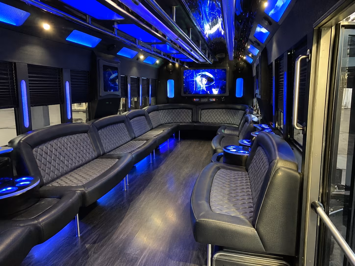 mission 28 passenger party bus interior