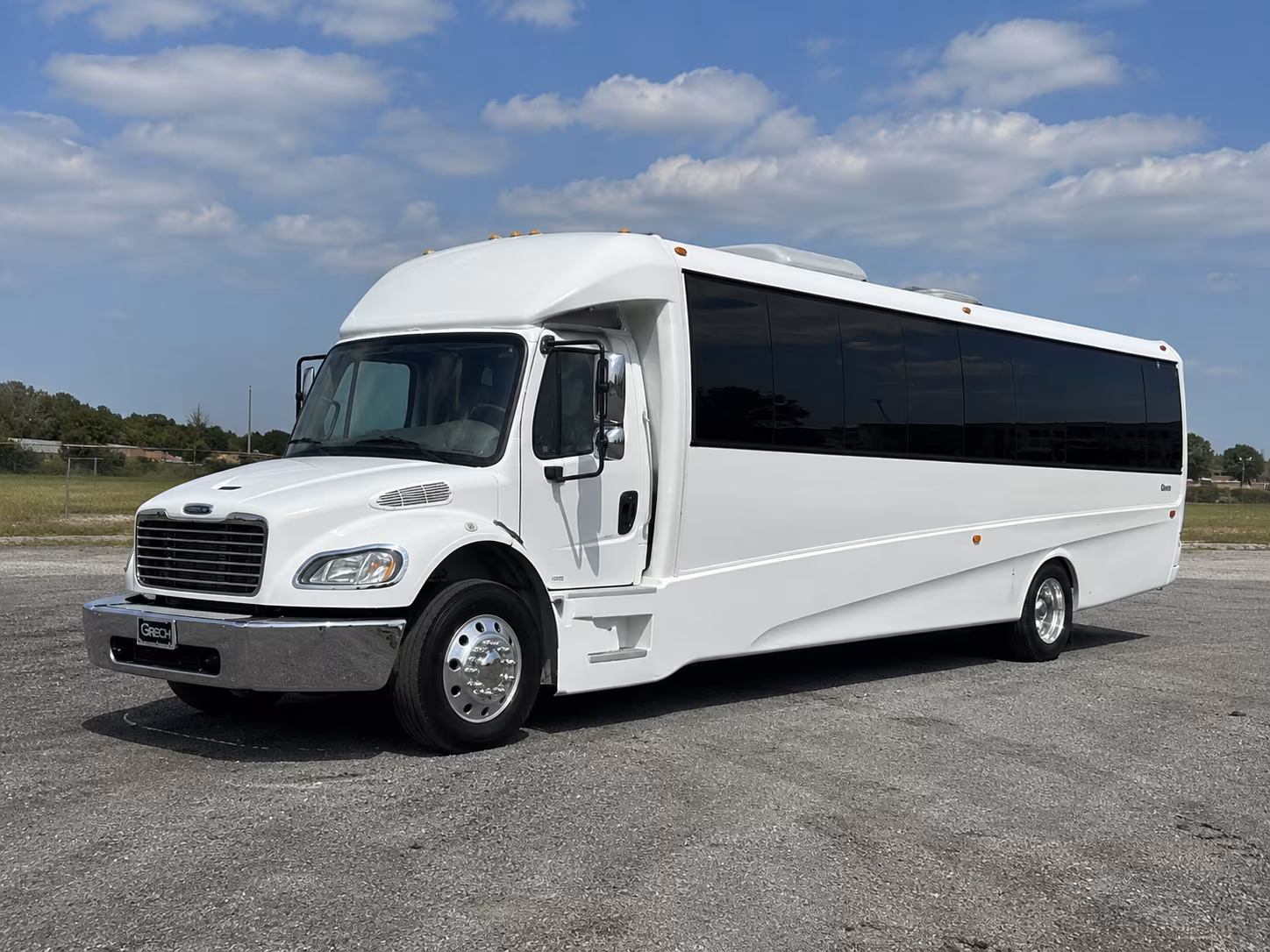 mission 50 passenger party bus