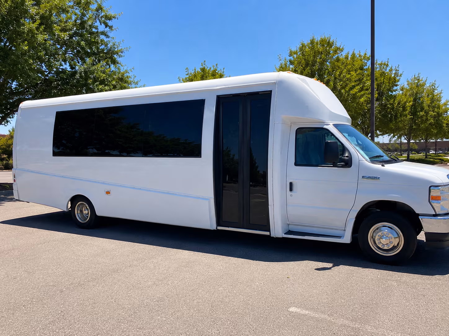 party buses for wine tour groups exploring the rio grande valley
